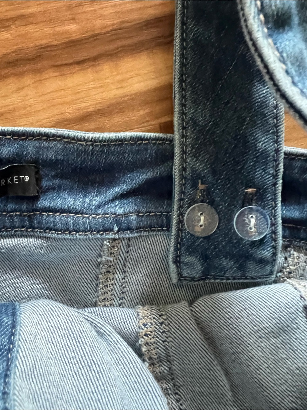 WHBM  Blue Denim Button-Front top - Picture 4 of 5
